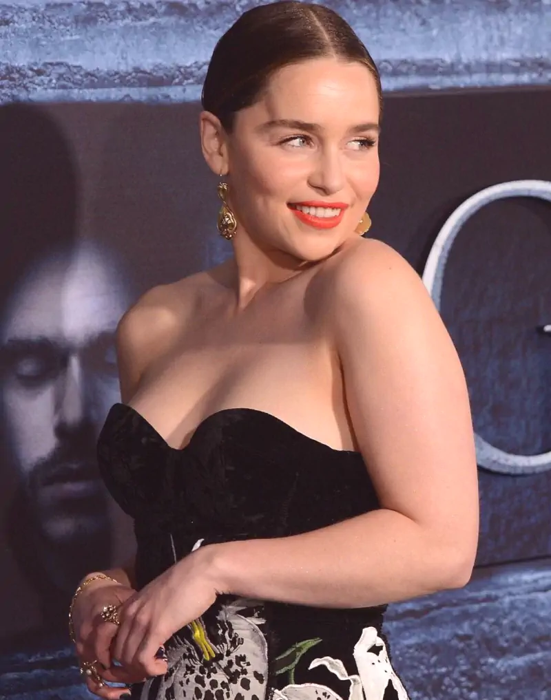 emilia clarke sexy 009