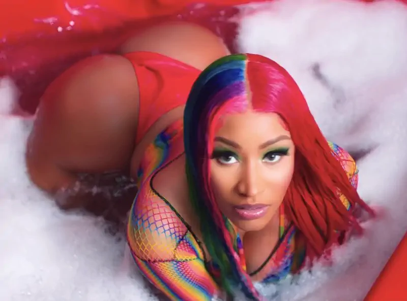 nicki minaj ass twerk trollz