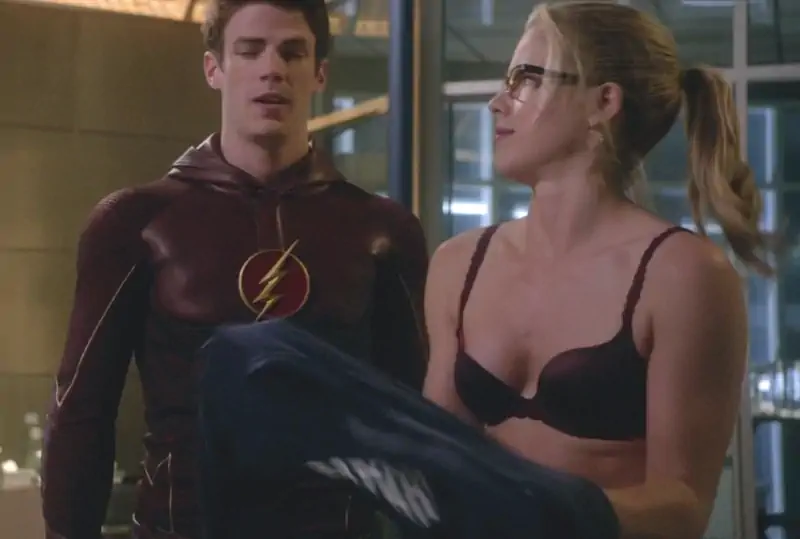 emily bett rickards nude bra flash