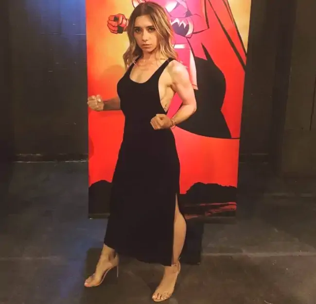 olesya rulin sideboob