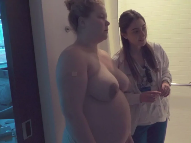 amy schumer nude pregnant