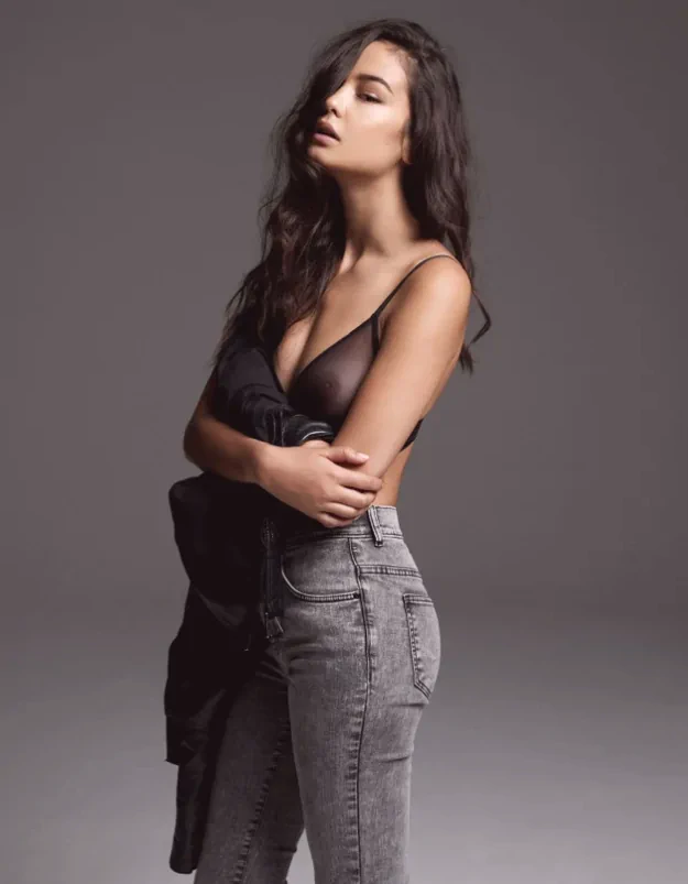 courtney eaton nude see through bra nipple