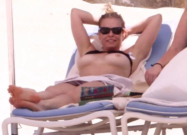 chelsea handler nude tits on beach