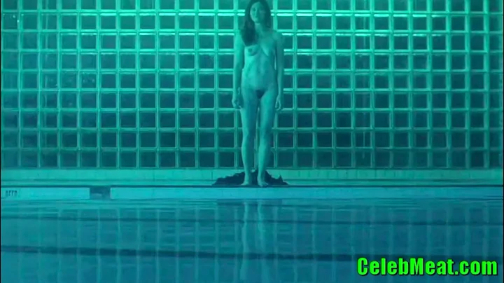kathryn hahn full frontal nude swimming 001