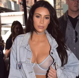 kim k showing her big nipples wearing a see through bra in public