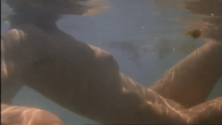 amanda donohoe boobs and pussy swimming underwater