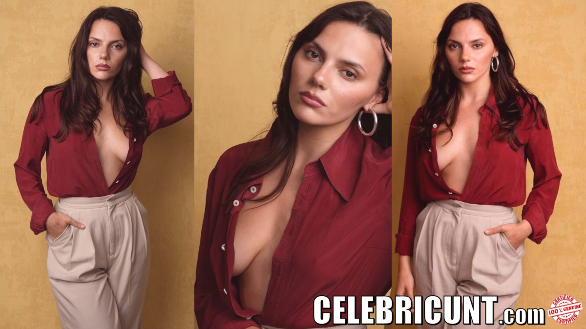 dafne keen sideboob whistle social image