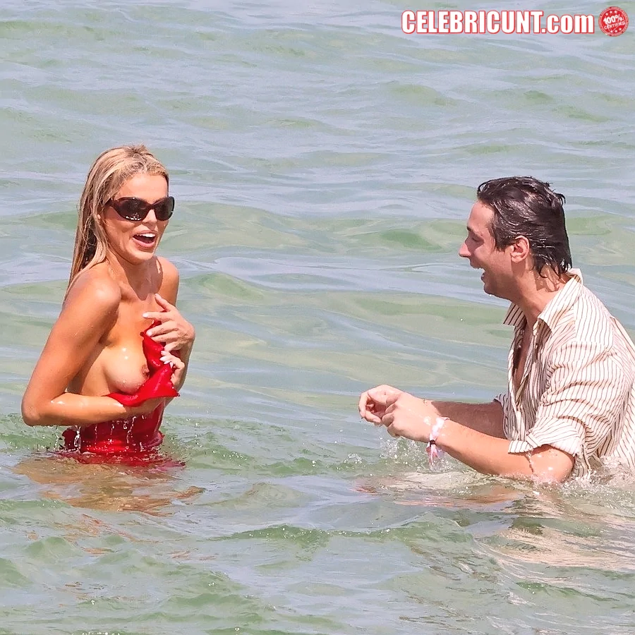 brooks nader with accidental exposed boob